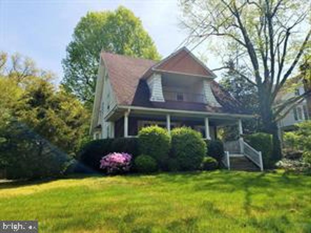 956 GLASSBORO RD, Woodbury Heights, NJ 08097