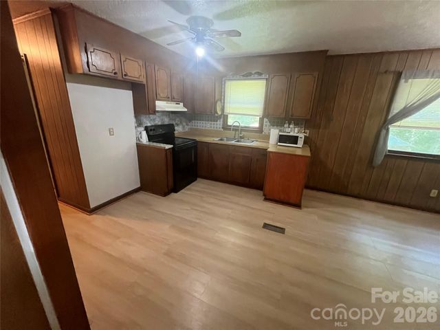 2919 Shell Avenue, Valdese, NC 28690