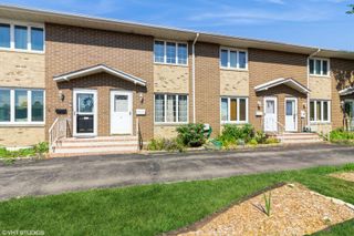 613 E 3rd Street 4, Lockport, IL 60441