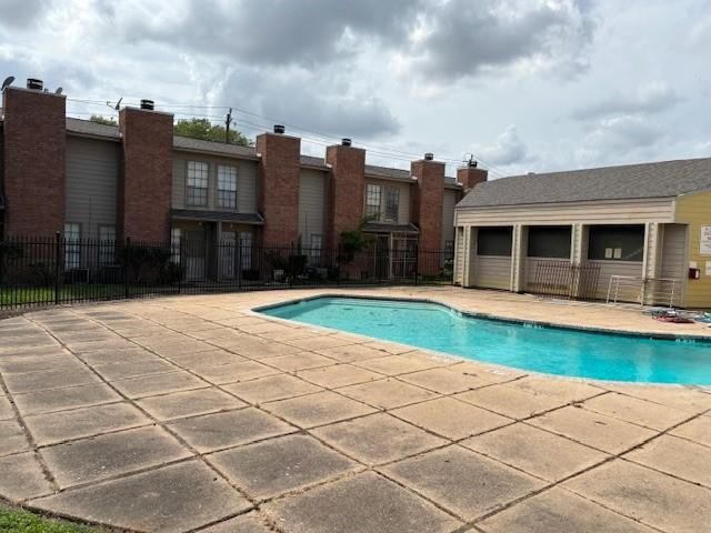 10501 South Drive 246, Houston, TX 77099