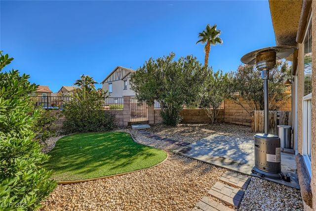 1090 Paradise Resort Drive, Henderson, NV 89002