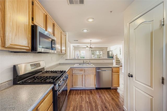 1090 Paradise Resort Drive, Henderson, NV 89002