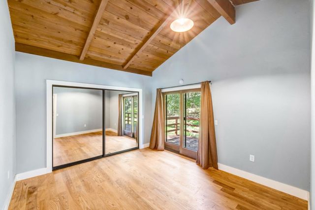 42250 Carmel Valley Road, Greenfield, CA 93927