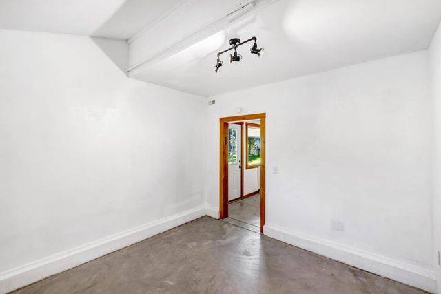 42250 Carmel Valley Road, Greenfield, CA 93927