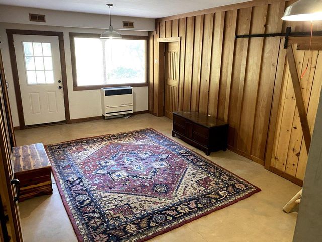 42250 Carmel Valley Road, Greenfield, CA 93927