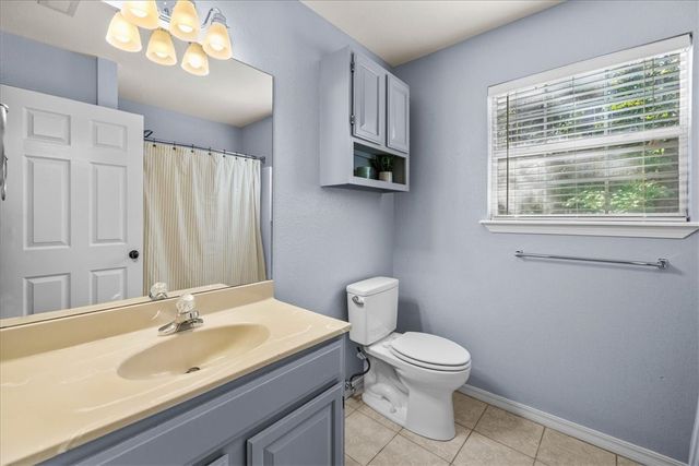 3227 N Kings Cross, Fayetteville, AR 72703