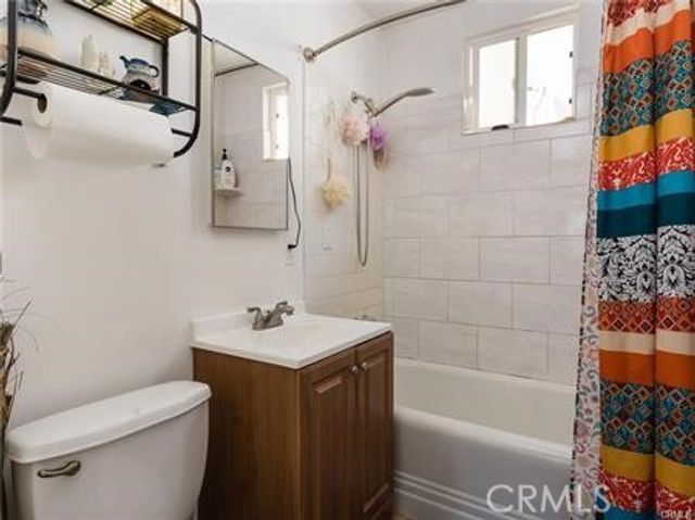 701 Walnut Street, Inglewood, CA 90301