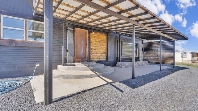 37 Cereza Circle, Los Lunas, NM 87031