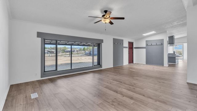 37 Cereza Circle, Los Lunas, NM 87031