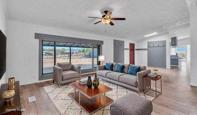 37 Cereza Circle, Los Lunas, NM 87031