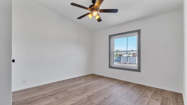 37 Cereza Circle, Los Lunas, NM 87031