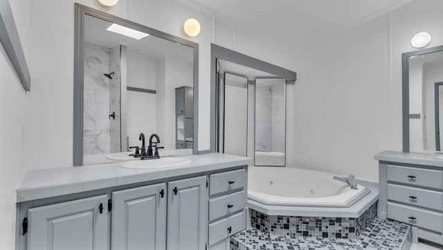 37 Cereza Circle, Los Lunas, NM 87031