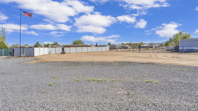 37 Cereza Circle, Los Lunas, NM 87031