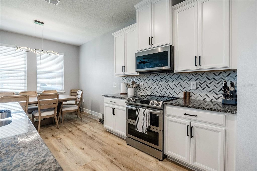 Image 11 of property listing at 4316 SILVER CREEK STREET, Kissimmee, FL 34744