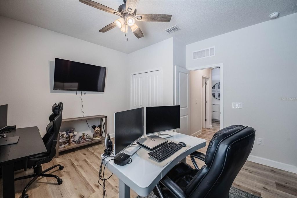 Image 27 of property listing at 4316 SILVER CREEK STREET, Kissimmee, FL 34744