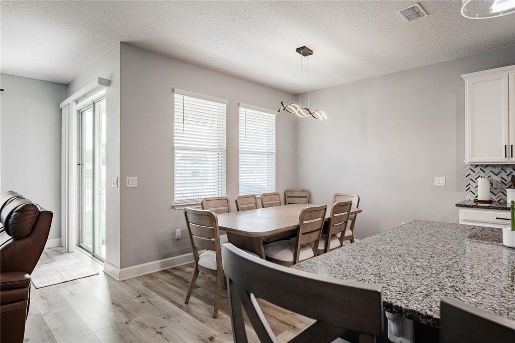 Image 4 of property listing at 4316 SILVER CREEK STREET, Kissimmee, FL 34744