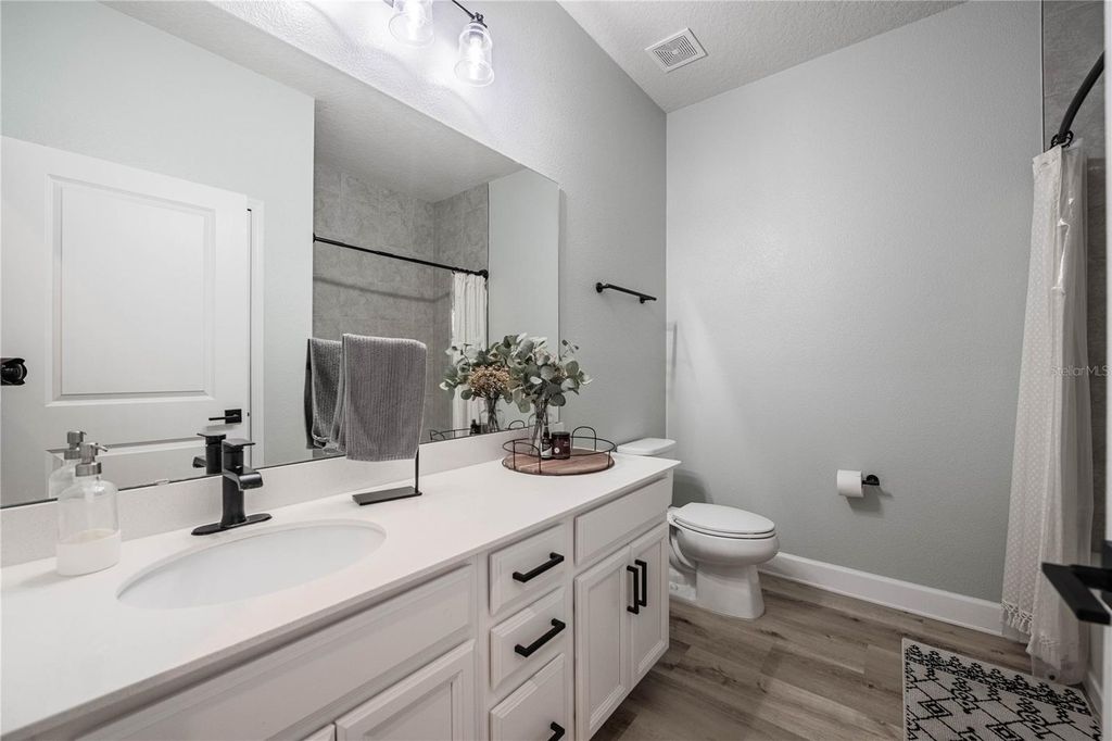 Image 32 of property listing at 4316 SILVER CREEK STREET, Kissimmee, FL 34744