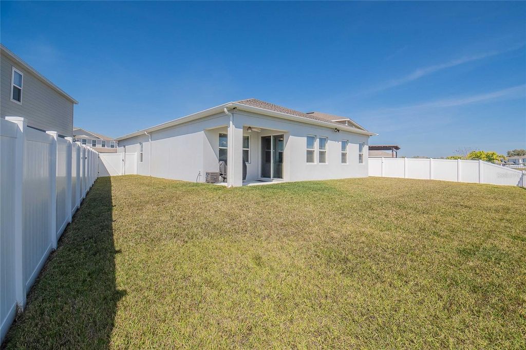 Image 42 of property listing at 4316 SILVER CREEK STREET, Kissimmee, FL 34744