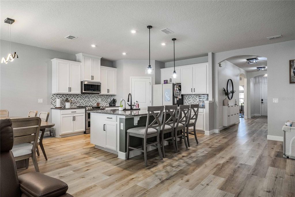 Image 10 of property listing at 4316 SILVER CREEK STREET, Kissimmee, FL 34744
