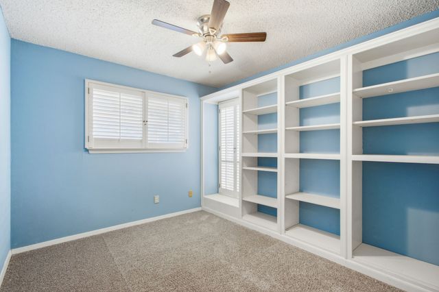 500 Irongate Circle, Irving, TX 75060