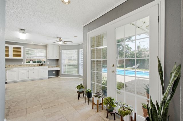 500 Irongate Circle, Irving, TX 75060