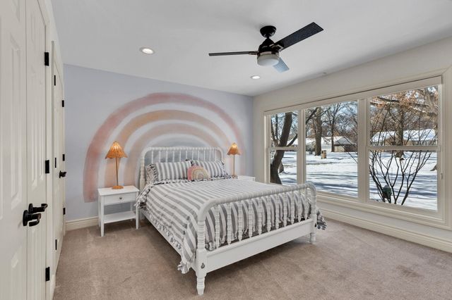 60 S Mission Rd, Eastborough, KS 67207