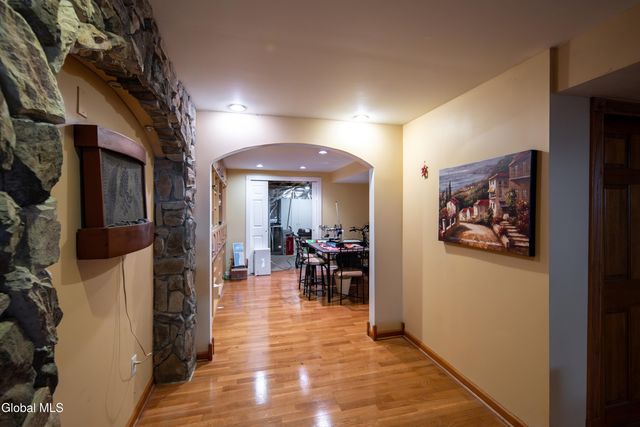 26 Mallard Drive, Clifton Park, NY 12148