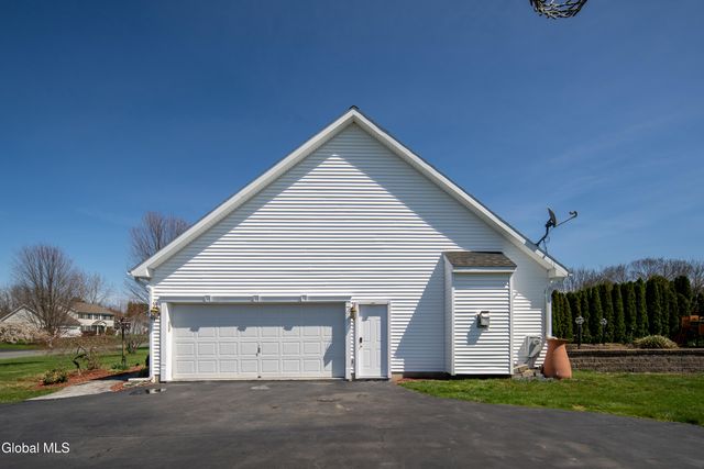 26 Mallard Drive, Clifton Park, NY 12148