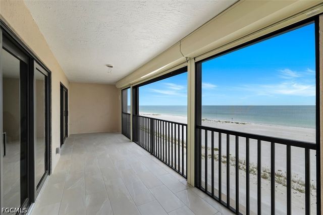 538 Estero BLVD 304, Fort Myers Beach, FL 33931