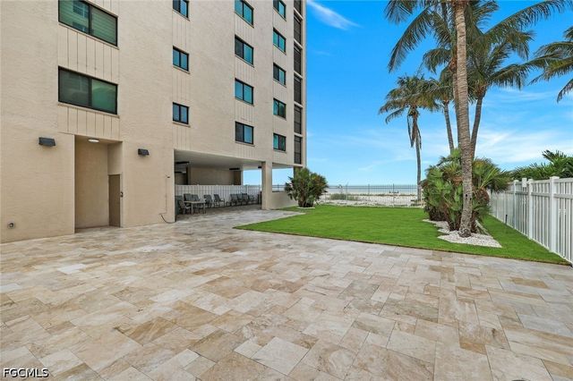538 Estero BLVD 304, Fort Myers Beach, FL 33931