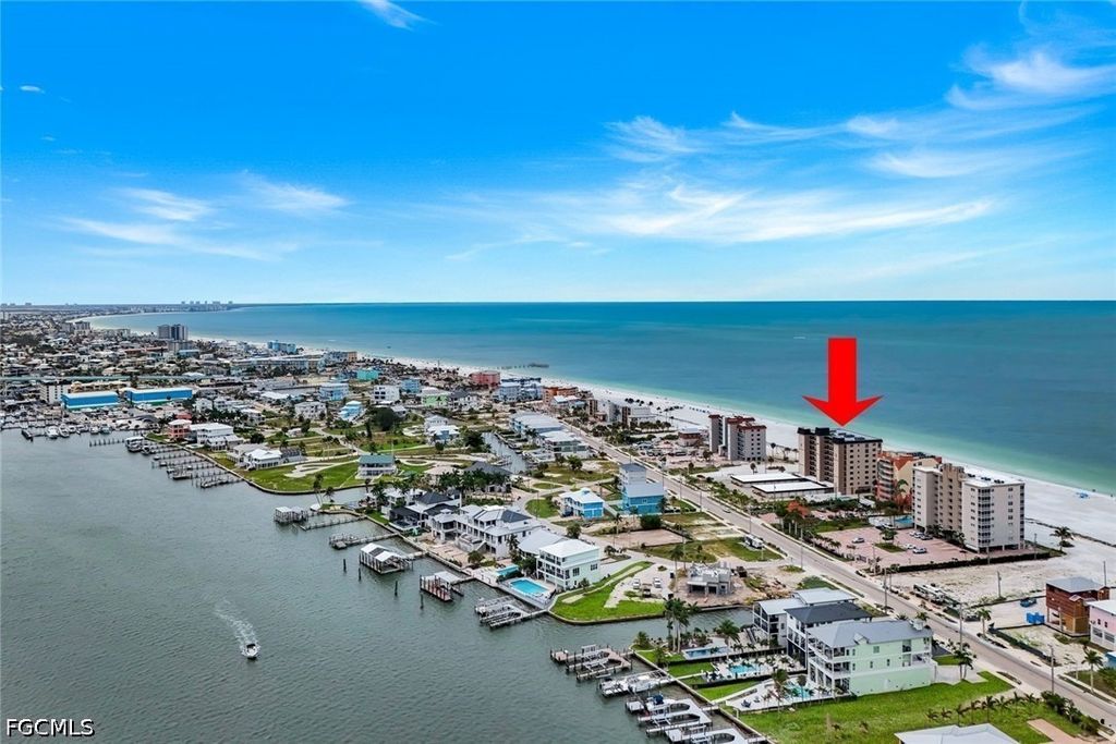 538 Estero BLVD 304, Fort Myers Beach, FL 33931