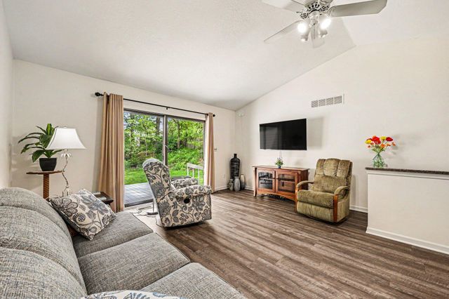 674 South Street, Grass Lake Vlg, MI 49240