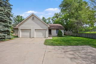 674 South Street, Grass Lake Vlg, MI 49240