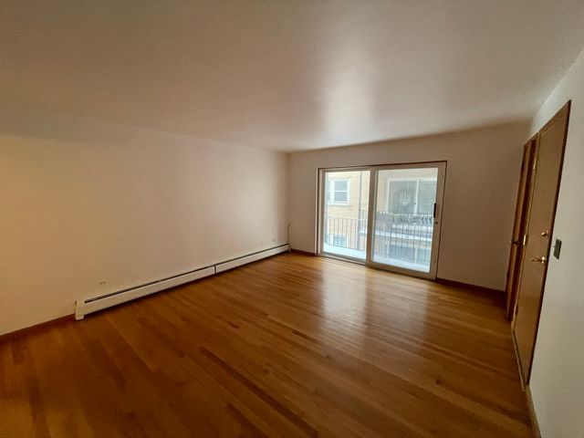 8511 W Gregory Street 2N, Chicago, IL 60656