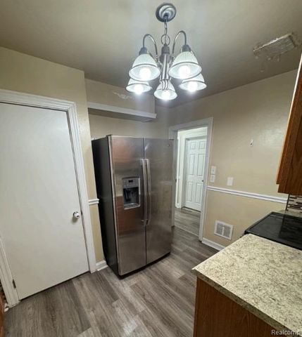 10407 Roxbury Street, Detroit, MI 48224