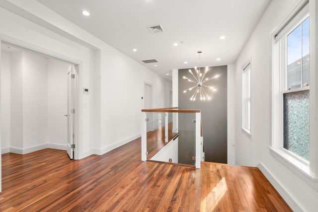 60 Carolina Avenue 3, Boston, MA 02130