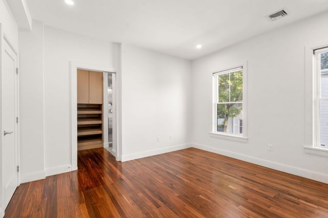 60 Carolina Avenue 3, Boston, MA 02130