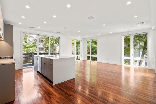 60 Carolina Avenue 3, Boston, MA 02130