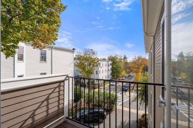 60 Carolina Avenue 3, Boston, MA 02130