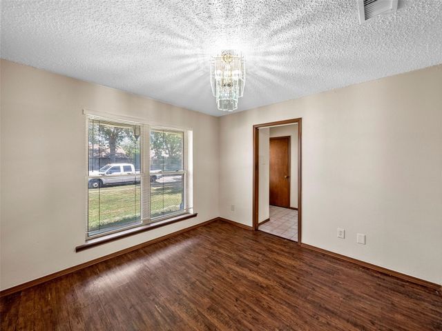 422 Woodhollow Drive, Wylie, TX 75098