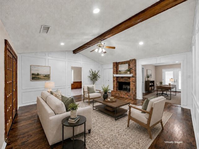 422 Woodhollow Drive, Wylie, TX 75098
