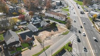 49 Player Avenue, Edison, NJ 08817