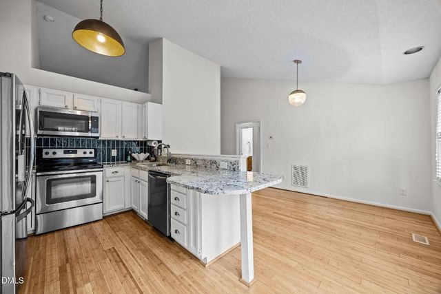 108 Carrousel Lane, Cary, NC 27513