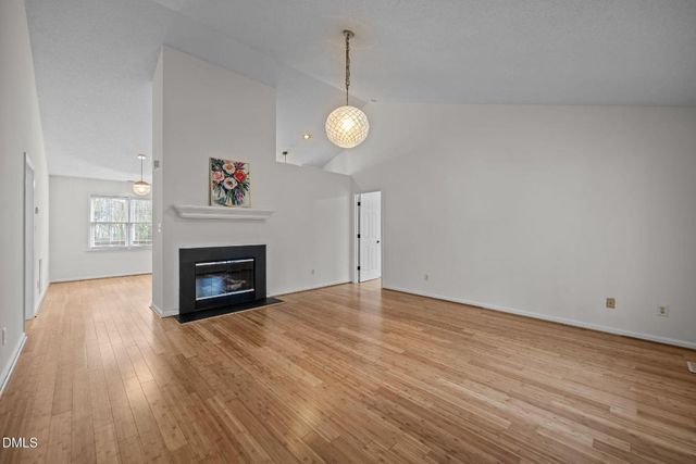 108 Carrousel Lane, Cary, NC 27513