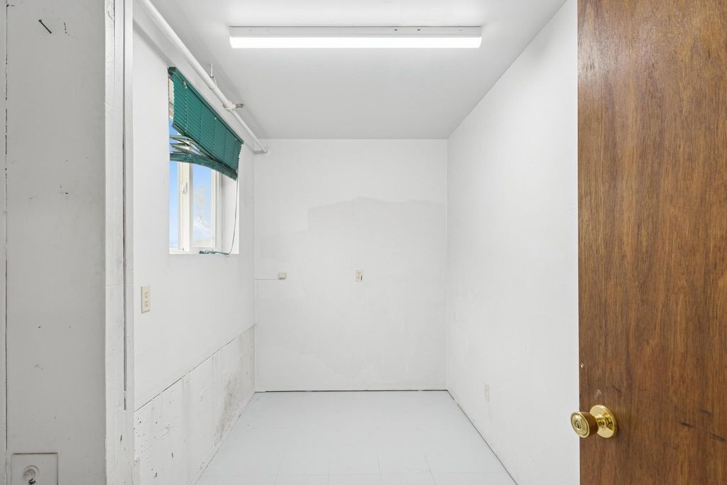 400 E 18th Street, Kalispell, MT 59901 photo 35