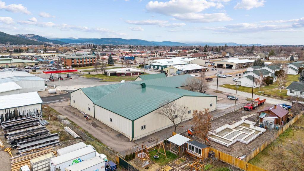 400 E 18th Street, Kalispell, MT 59901 photo 8