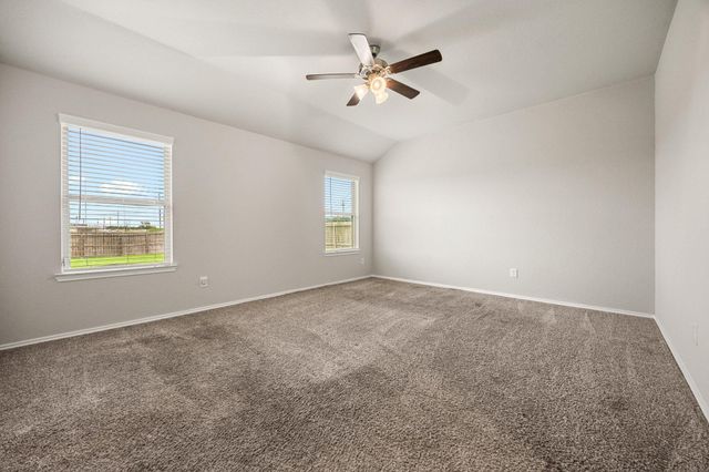 8002 Tamarind Lane, Baytown, TX 77521
