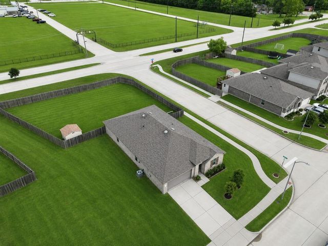 8002 Tamarind Lane, Baytown, TX 77521