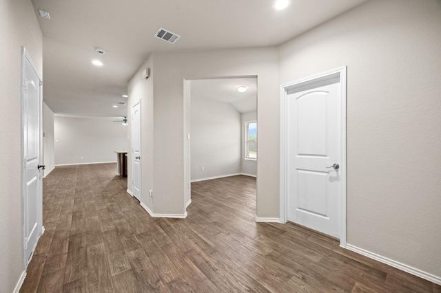8002 Tamarind Lane, Baytown, TX 77521