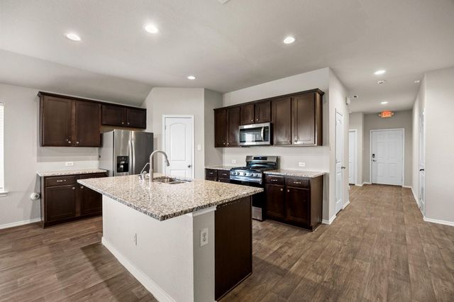 8002 Tamarind Lane, Baytown, TX 77521